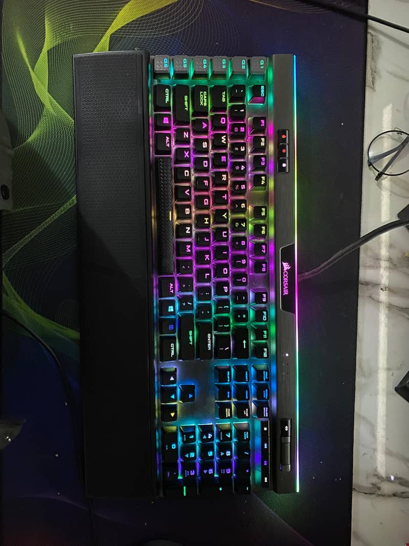 Corsiar k95 Platinum keyboard for sale Machnical keyboard 5