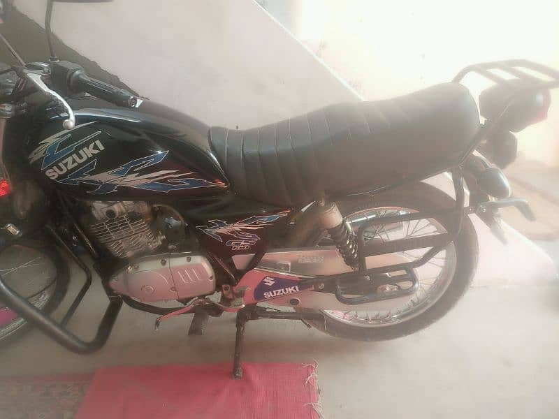 Suzuki GS 150 complete papers condition 10/10 5