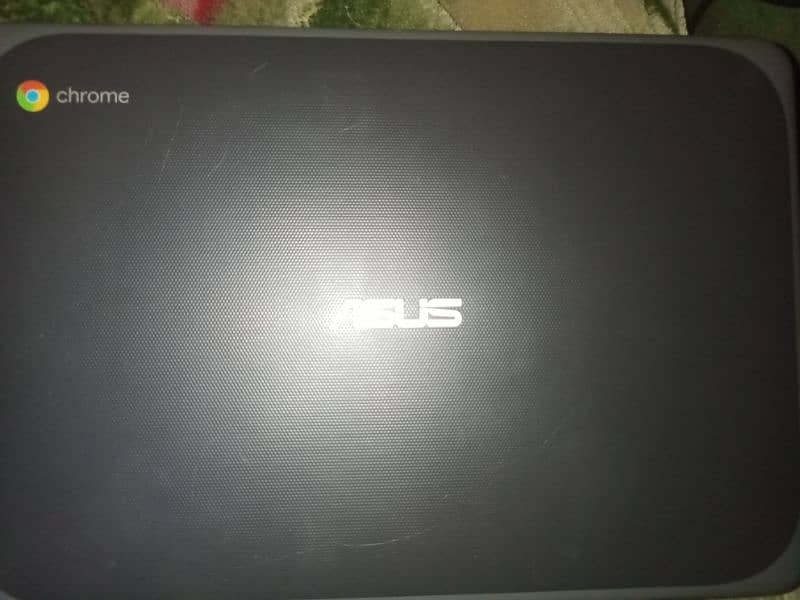 Asus chrome book 1