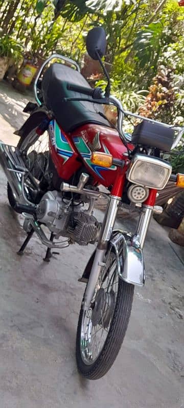 Honda CD70 bilkul Alok ke 2