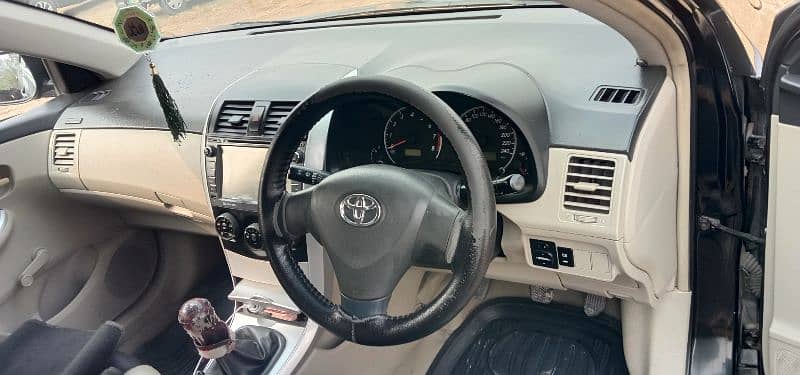 Toyota Corolla XLI 2012 4