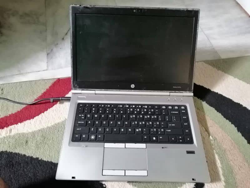 HP Elitebook 8470p | 128 gb SSD | 128 GB  HDD| For Sale 4