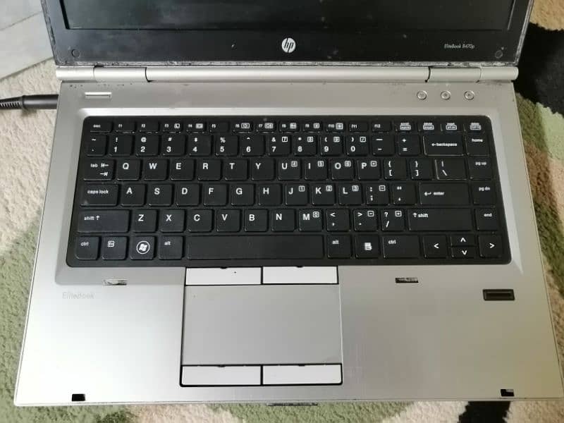 HP Elitebook 8470p | 128 gb SSD | 128 GB  HDD| For Sale 5