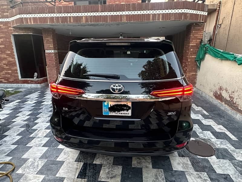 Toyota Fortuner Sigma 2019 3