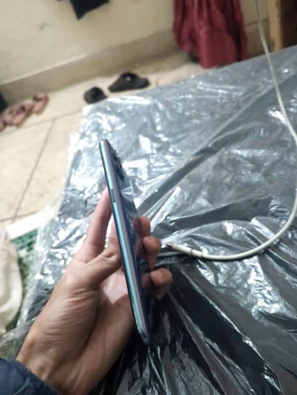 oppo 17 pro/ 8/ 128gb PTA approved/ 6