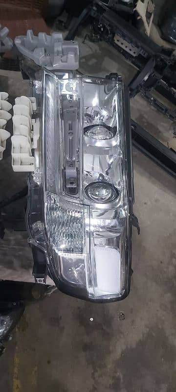 head light original Land Cruiser & Prado 2