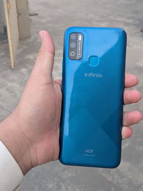 Infinix hot 9 play. 3/32 1