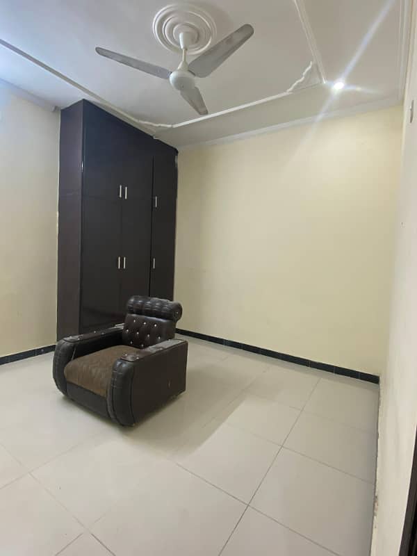 6 marla ground floor for rent 12