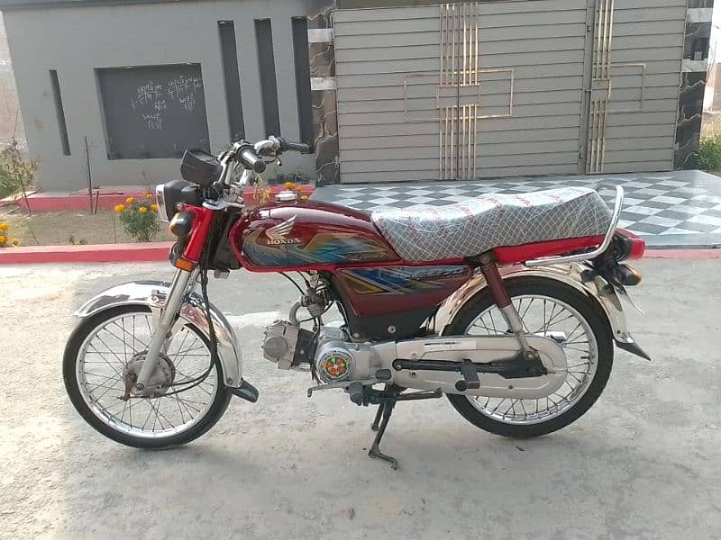 Honda CD 70 model 2021 03161737719 0