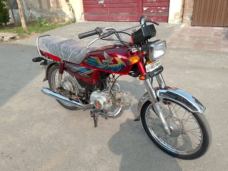 Honda CD 70 model 2021 03161737719 3