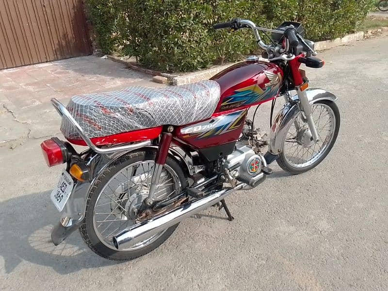 Honda CD 70 model 2021 03161737719 6