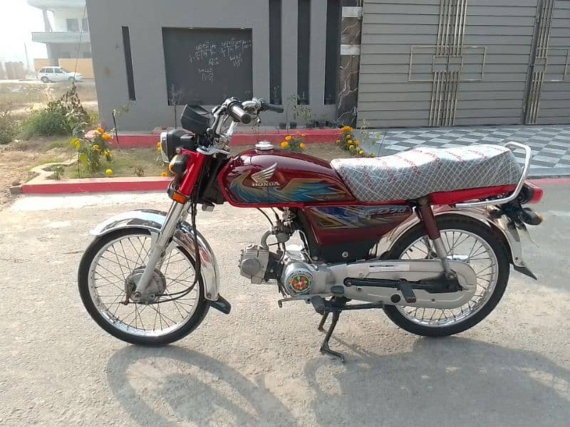 Honda CD 70 model 2021 03161737719 7