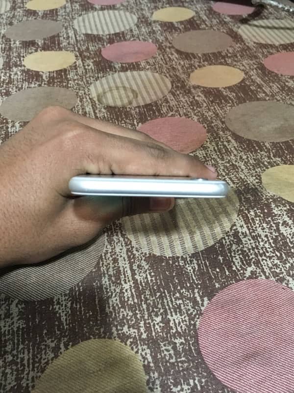 iPhone 6s non pta 64 gb storage 5