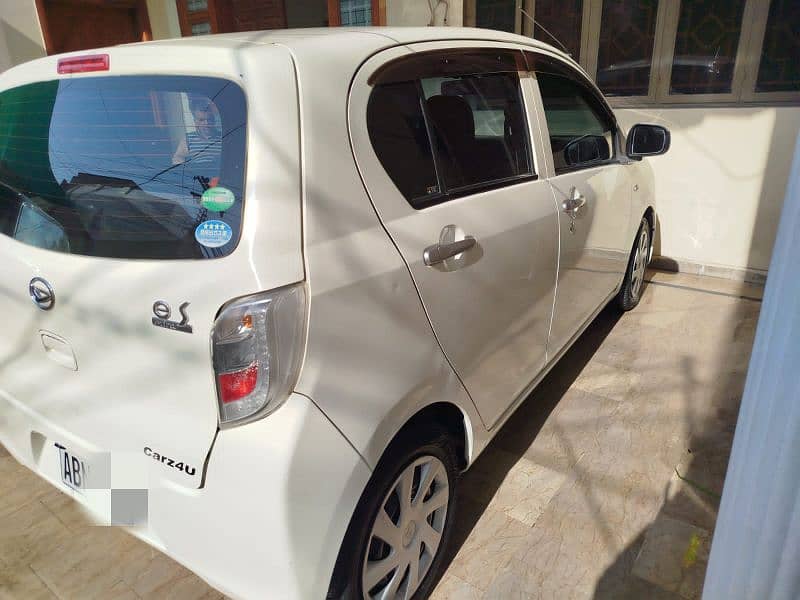 Daihatsu Mira 2016 3