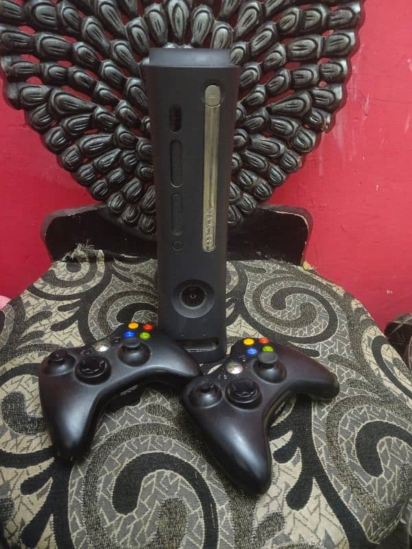 x box 360 with 2 x controller 1