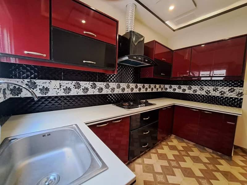 10MARLA TILE MARBLE FLOORING LIKE NEW HOUSE FOR SALE IN ALLAMA IQBAL TOWN 6