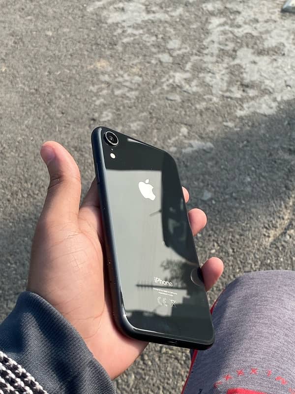 Iphone XR Pta Approved 128GB Water Packed 0