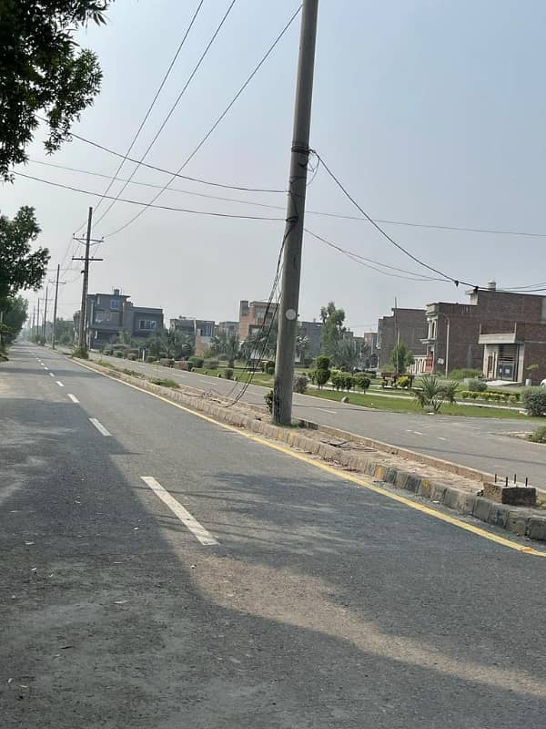 5 Marla Plot For Sale SMD Home Near Eden Orchard Sargodha Road 0