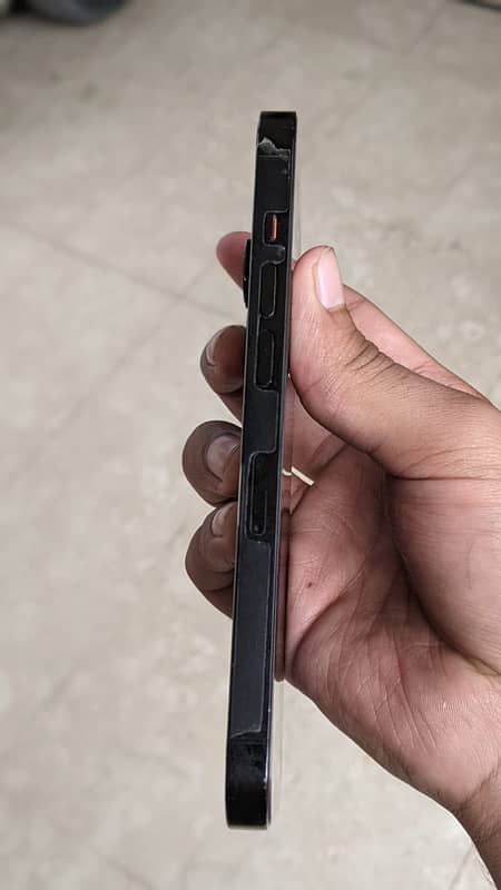 iPhone 14 Pro NON PTA 3