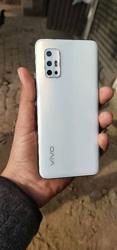 Vivo v17 (8gb 256gb)