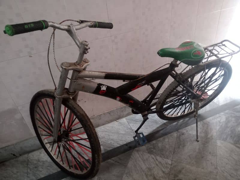 A good condition bicycle 0