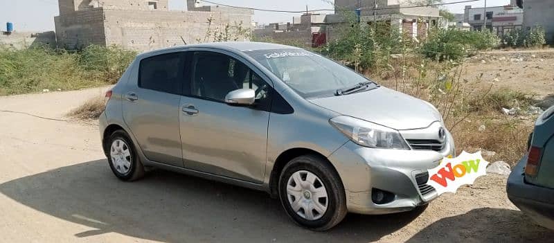 Toyota Vitz 2013 /2017. aj ki payment pe deni hai 0