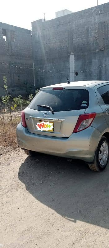 Toyota Vitz 2013 /2017. aj ki payment pe deni hai 1