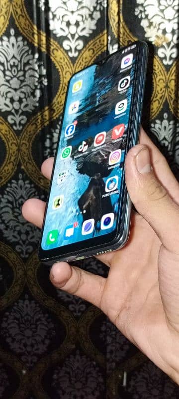 vivo s1 urgent sale 5