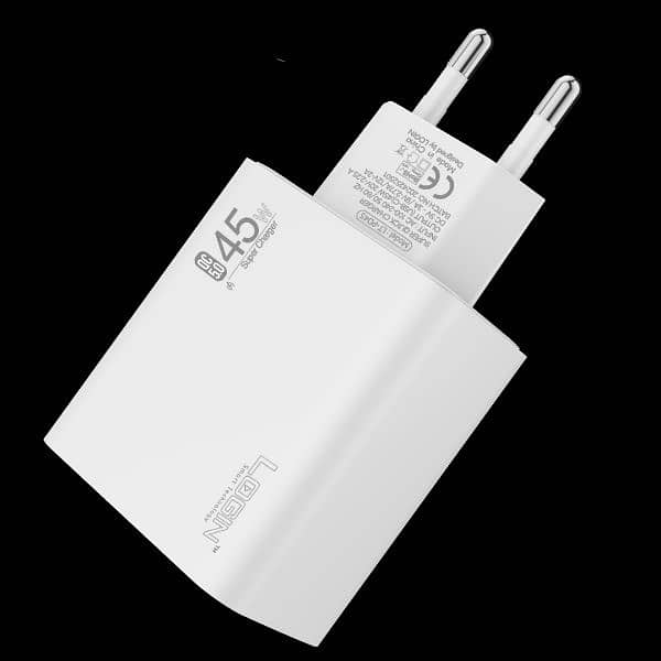 45watt Zoom fast charging adapter 0