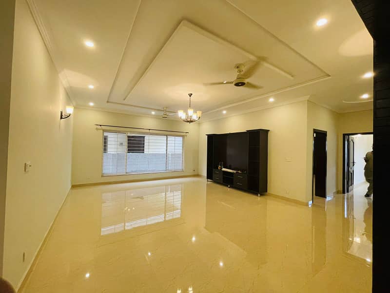 Kanal non furnished house available for rent bahria town phase 4 10