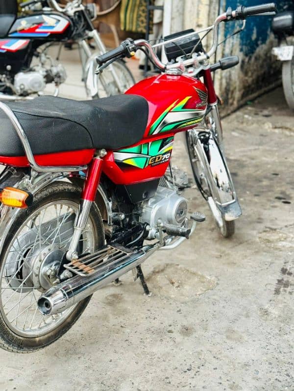 Honda Cd70 2022 model isb num 1