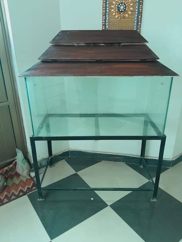 Aquarium with stand for sale- Medium size 0