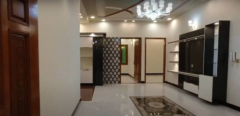 240 Square Yards Upper Portion for sale in Gulshan-e-Iqbal Town 6