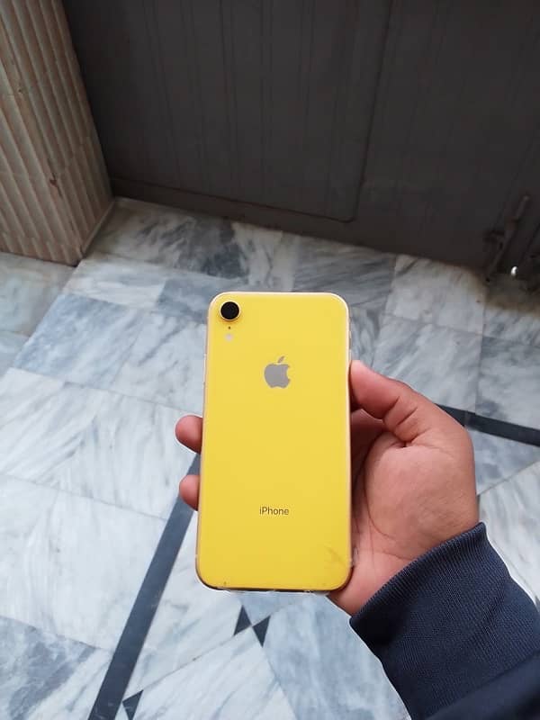 IPHONE XR 1