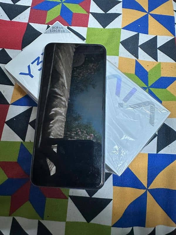 vivo y33s condition 10 by 9 condition 2