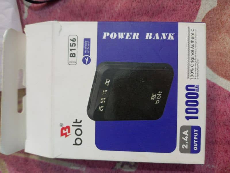 BOLT POWERBANK 4