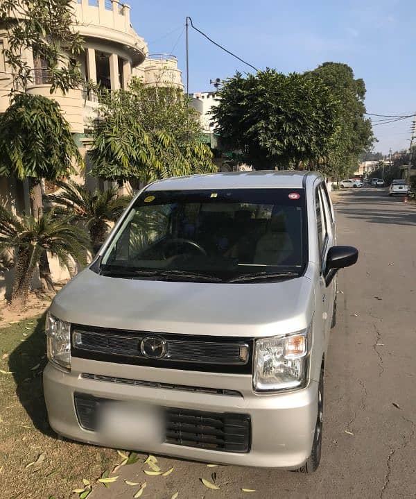 Suzuki Wagon R 2018 1