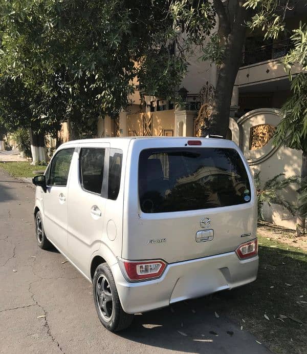 Suzuki Wagon R 2018 3