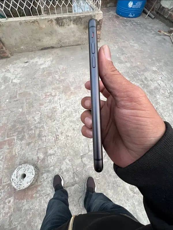 iphone 11 non pta 84 bettey healt 4