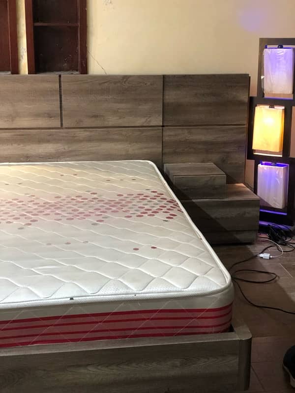 DESIGNER KING SIZE BED WITH SPRING MATTRESS!! Urgent!! 15