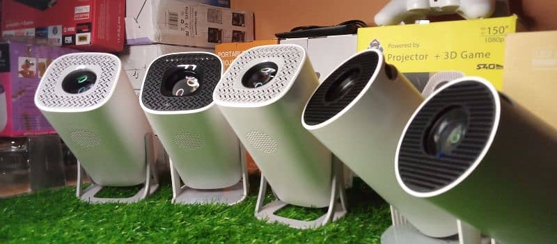 HY300, S40 Max, P30 Pro, HY320 Mini & 1080p Projectors 3