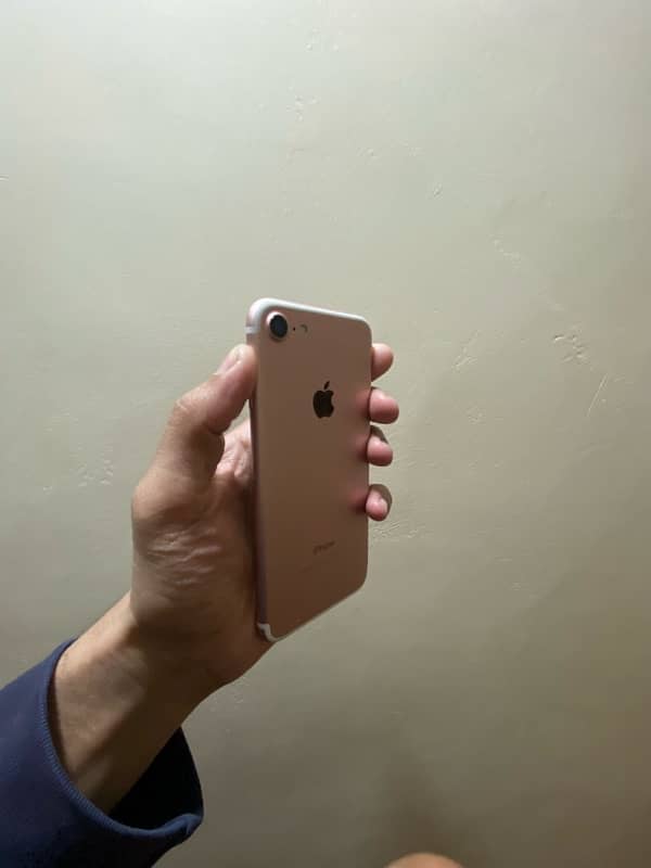 iphone 7 128gb pta approved 3