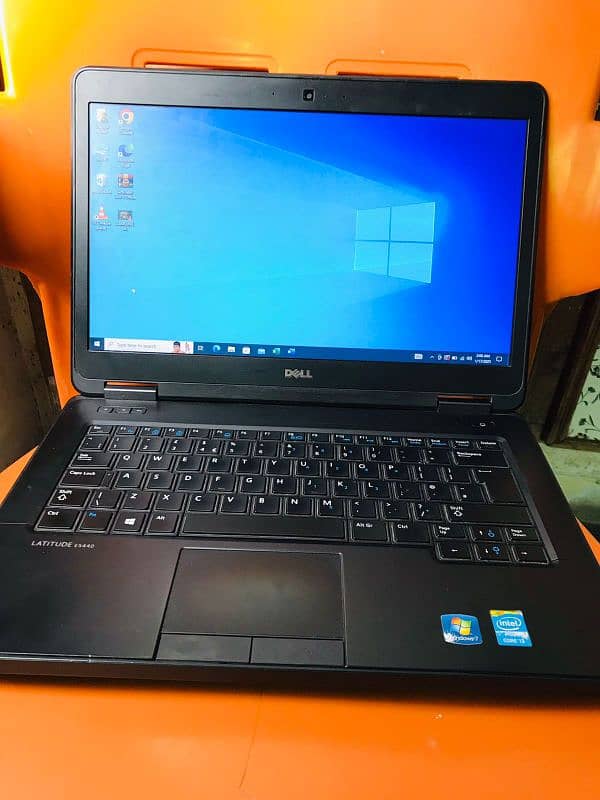 Latitude E5440 corei3 4th generation 2