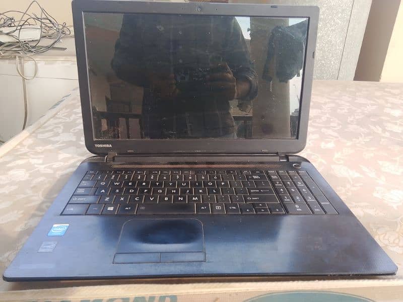 Toshiba Satellite Laptop 1