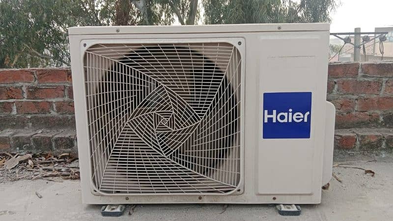 Like New 2 Ton Haier Invertor AC 2