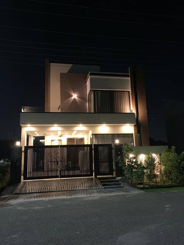 8 Marla House for Sale in DHA 11 Rahbar - Block A 11