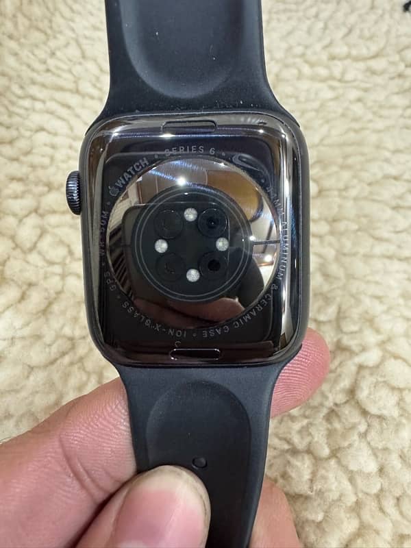 Apple watch Series 6. 3