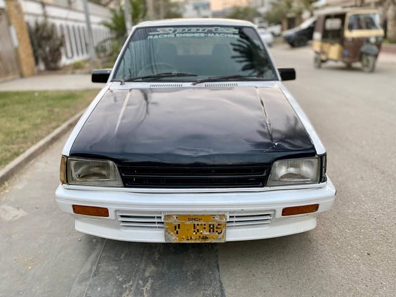 Daihatsu Charade 1986/1993 Mahroon interior 0