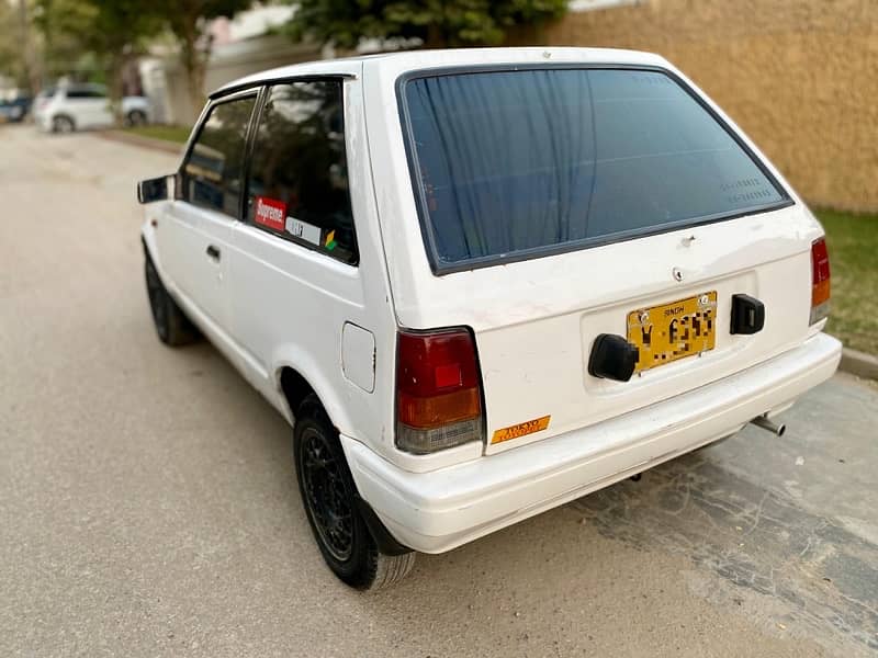 Daihatsu Charade 1986/1993 Mahroon interior 6