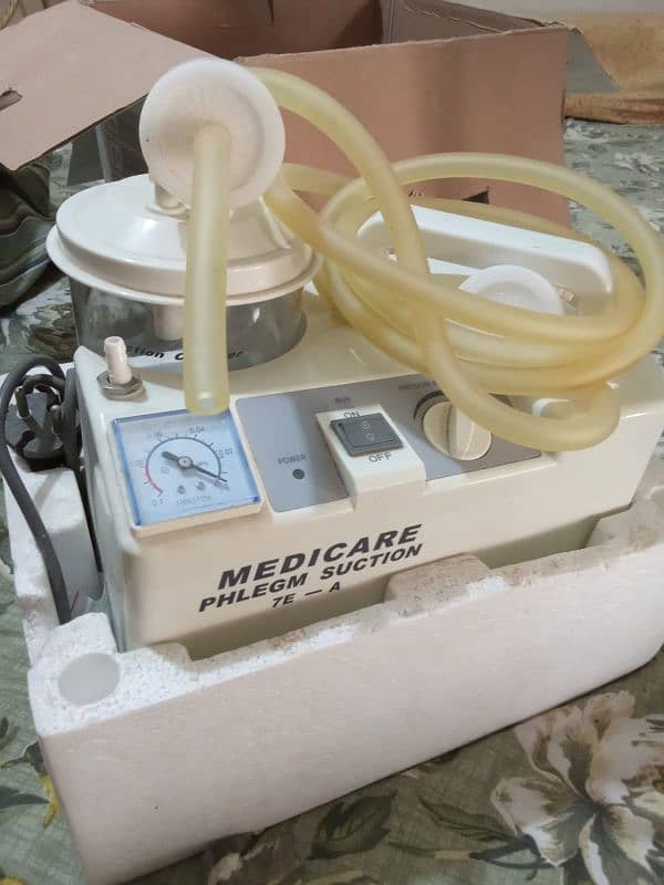 suction machine urgent for sale 1